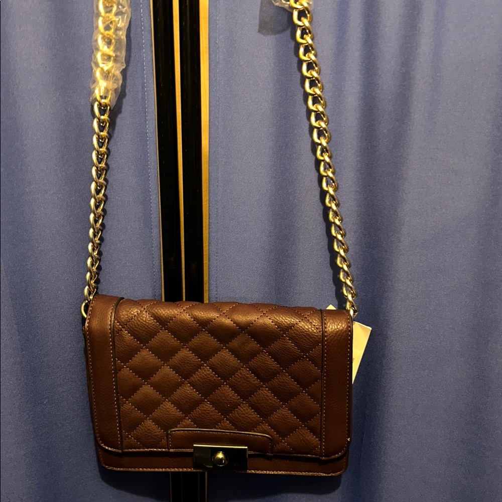 NWT Elegant Quilted Chain Shoulder Bag - Plum color